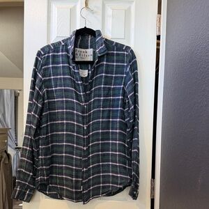 Frank & Eileen  Women's Blue and White Plaid Shirt